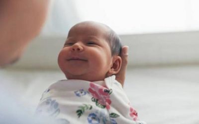 La primera necesidad de un recién nacido (y no es comer).